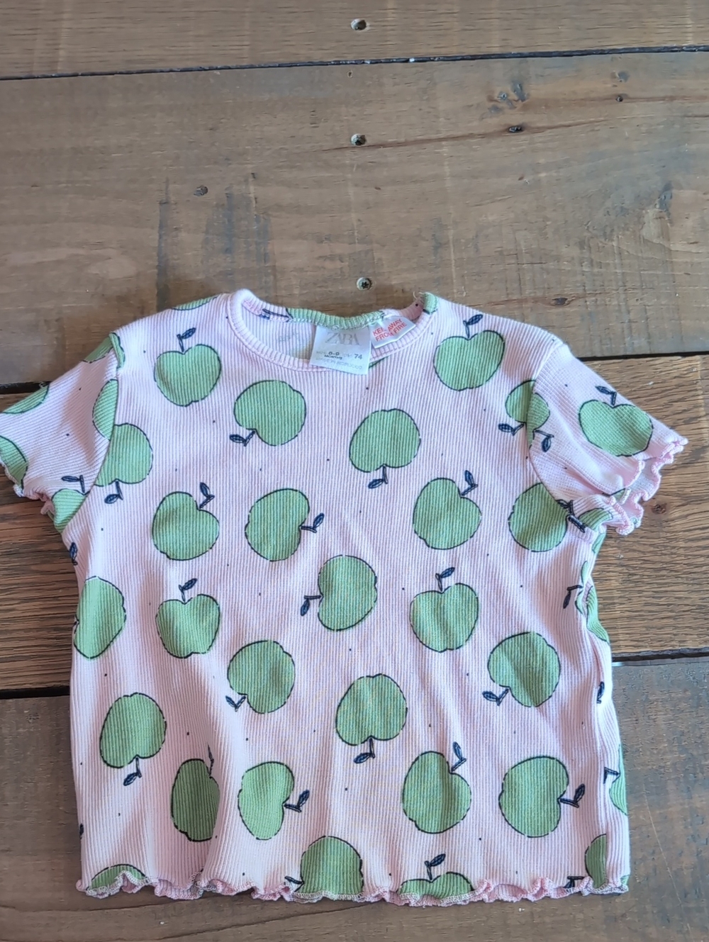 Zara Baby girls 6-9mo Apple Shirt